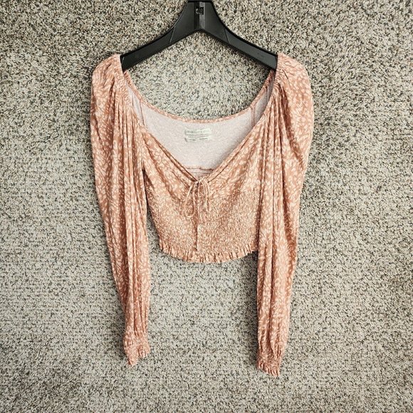 Urban Outfitters Top Womens Small Cropped Long Sleeve Animal Print‎ Casual - Picture 1 of 7